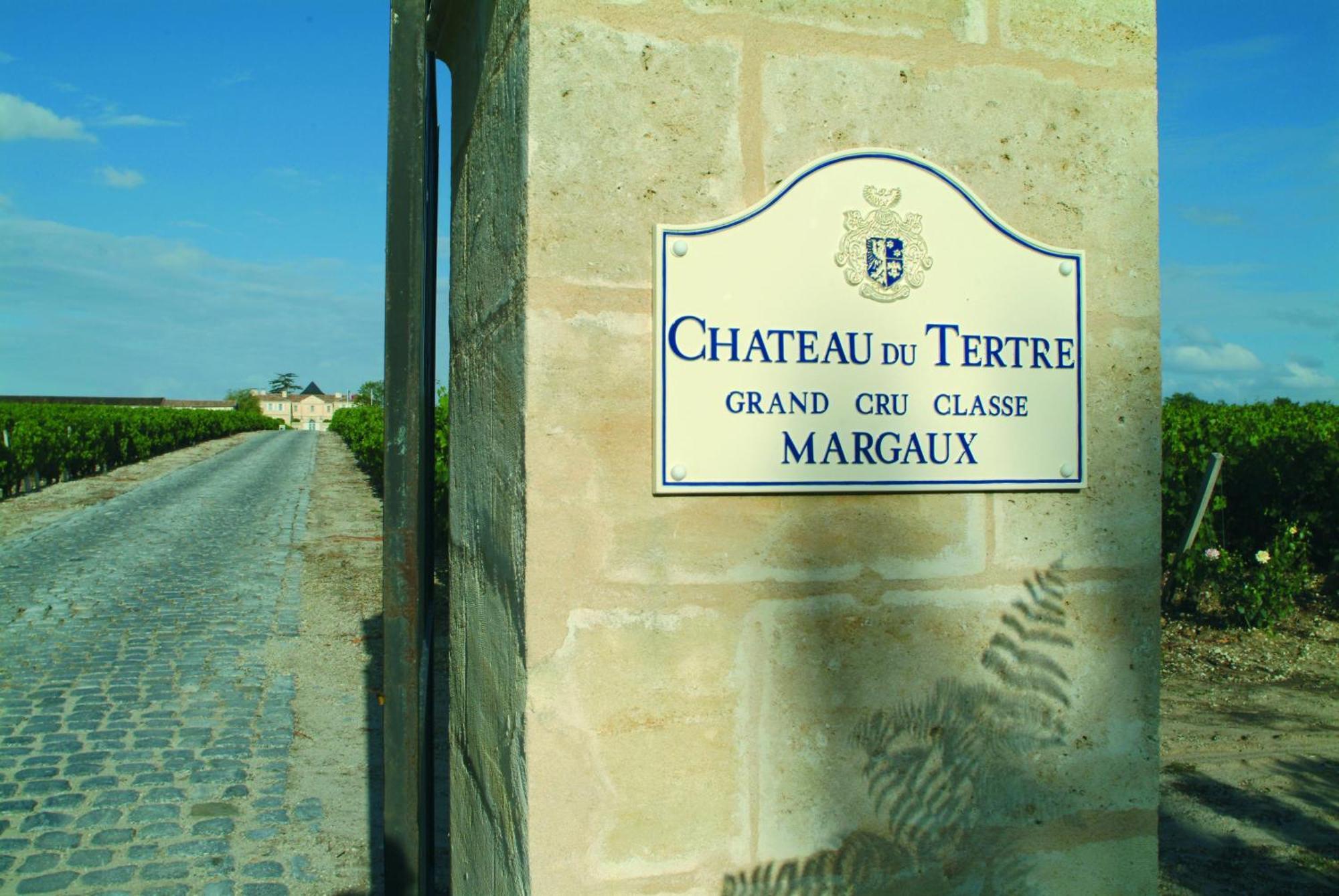 Chateau Du Tertre Arsac Bagian luar foto